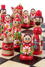 Szachy drewniane Babuszka w kolorze zielonym, wzór rosyjski, plansza 16,5"
