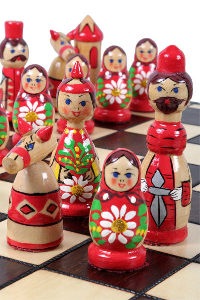 Szachy drewniane Babuszka w kolorze zielonym, wzór rosyjski, plansza 16,5"